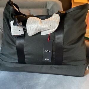 Brand New Alpha Tumi Large Tote Bag!